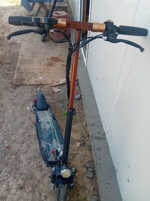 Motocultor Stiga +2 freze,2 trotinete electrice