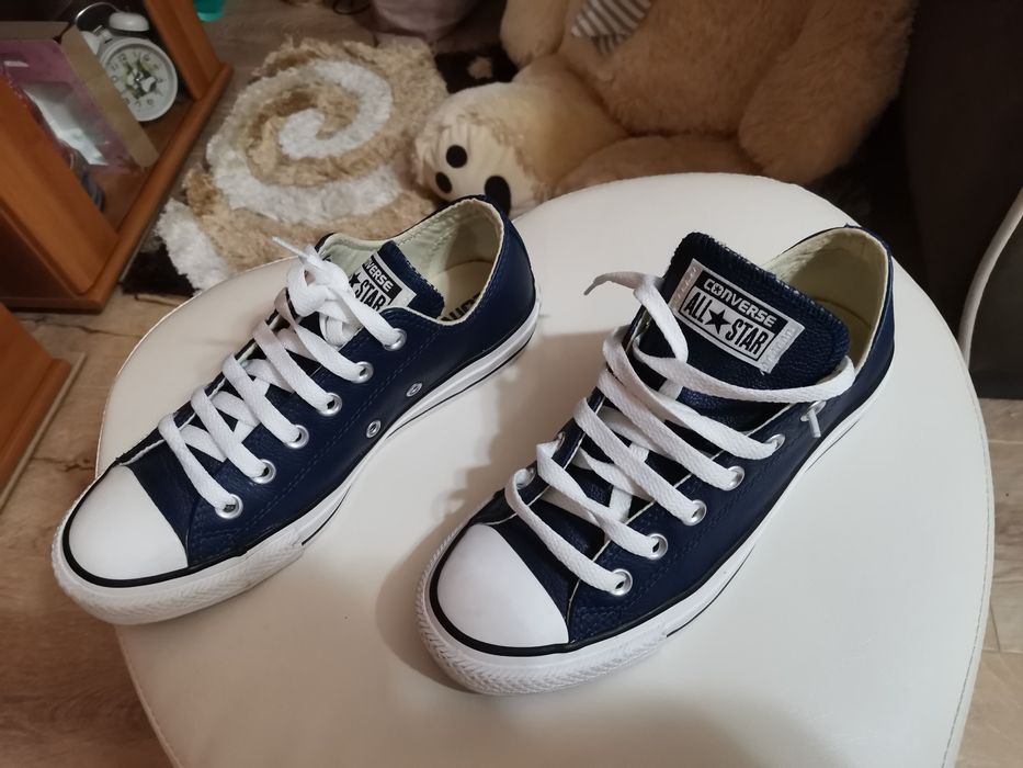 Tenisi Converse in stare excelenta