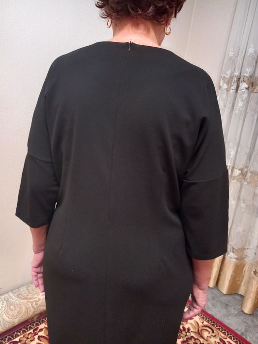 Продам платье 50-52р.р