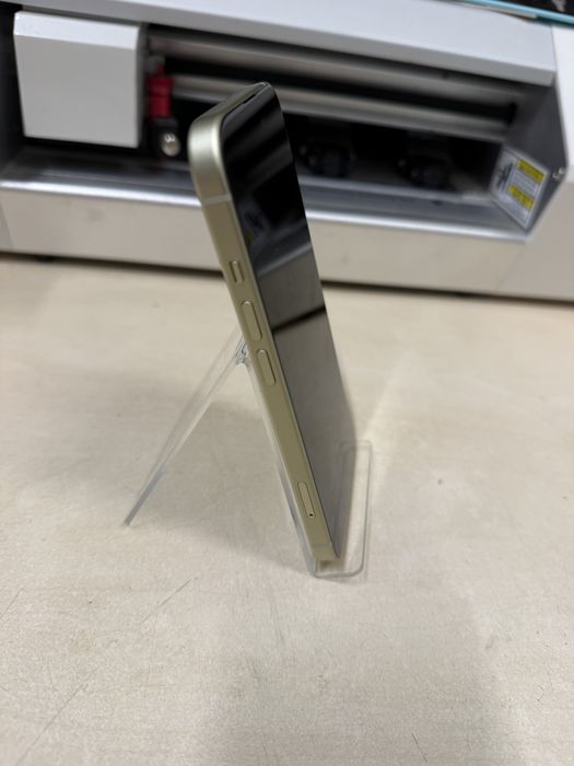 Iphone 15 / 128 gb / 92% baterie / garantie