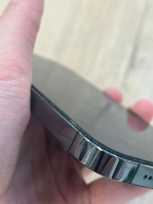 Продам айфон 13pro