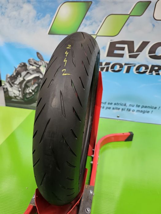 Anvelopa Moto 120 70 17 Bridgestone S22 Cauciuc 2021 Fata C2442