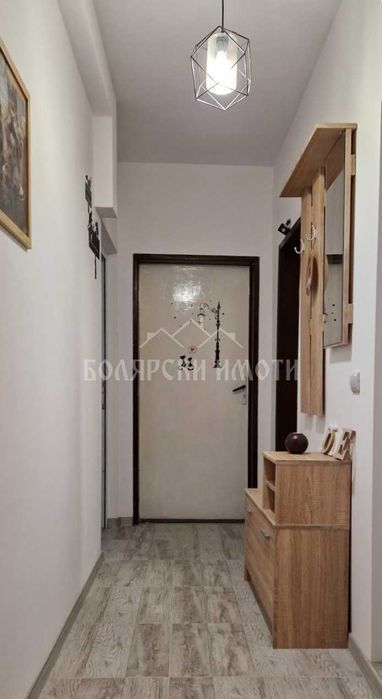 Дава се под наем Едностаен апартамент в Велико Търново, Център - 25 кв.м за 229.5 € - Снимка #2