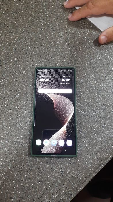 Vând S 23 Ultra 512