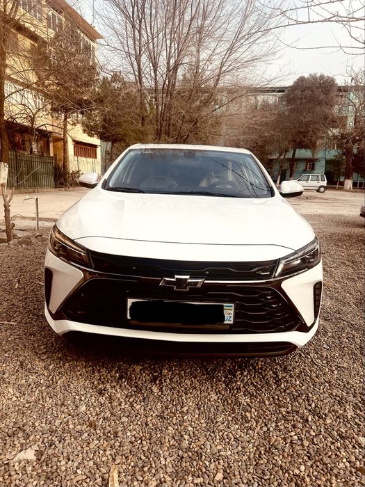 Chevrolet Monza 1.5 atmosferniy