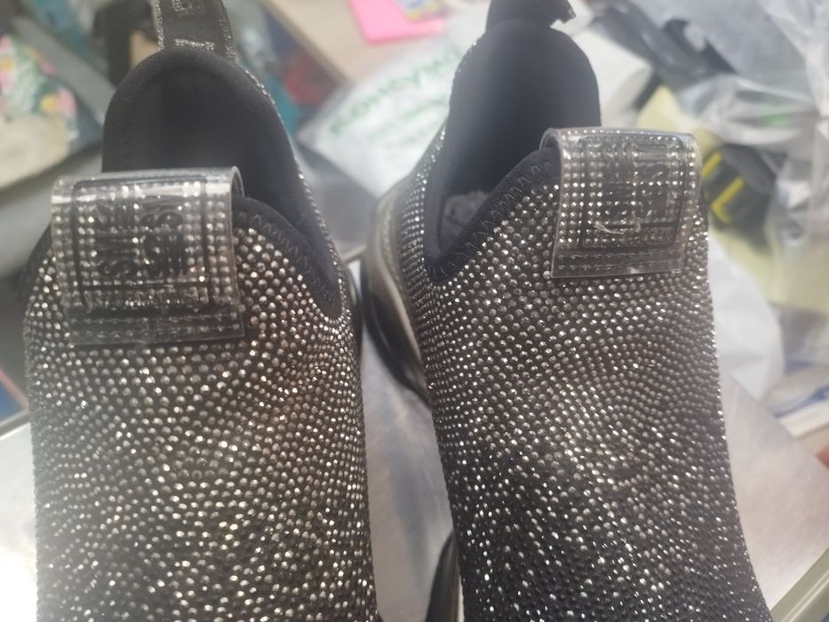 Чехли на Klarks, Сникърси  на Steve Madden