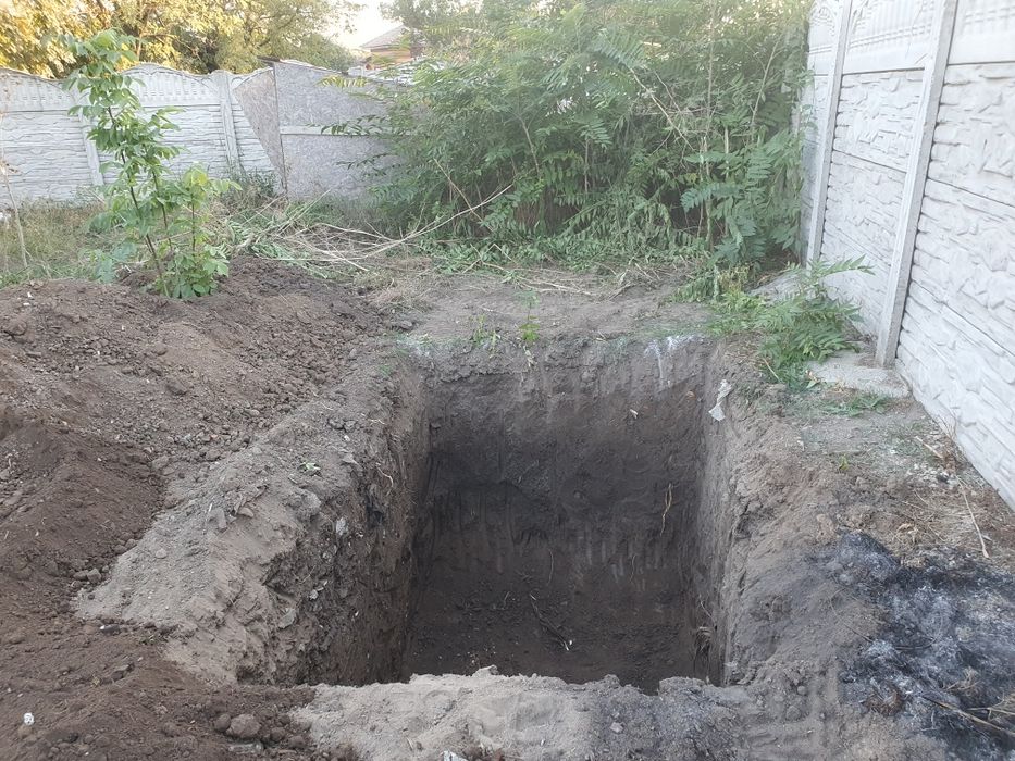 Inchiriez miniexcavator