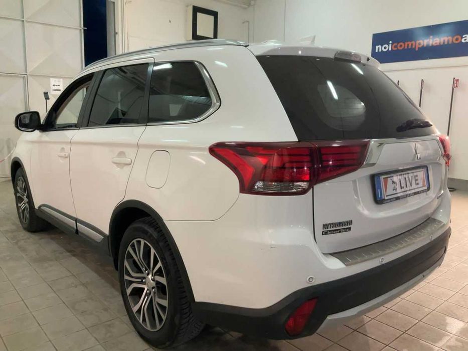 Mitsubishi Outlander 2.0, автомат, 2017, 4*4, газ
