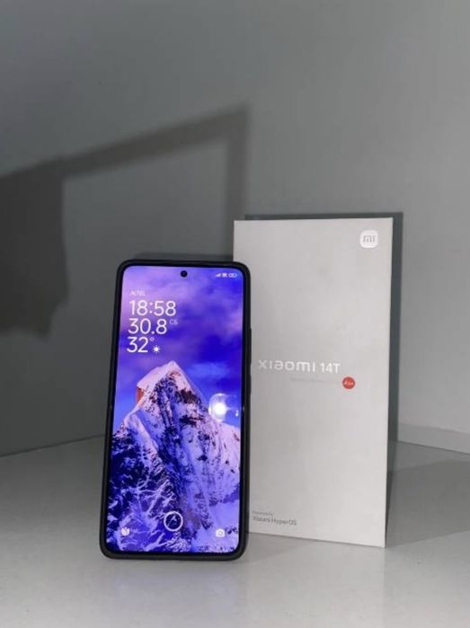 Смартфон телефон флагман Xiaomi 14T