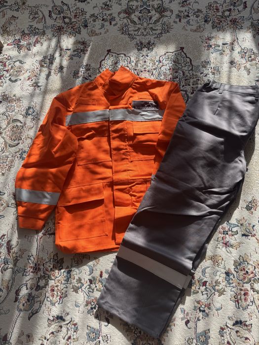 Продам новую спец одежду