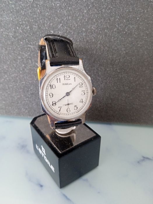 Руски мъжки механичен часовник ПОБЕДА.