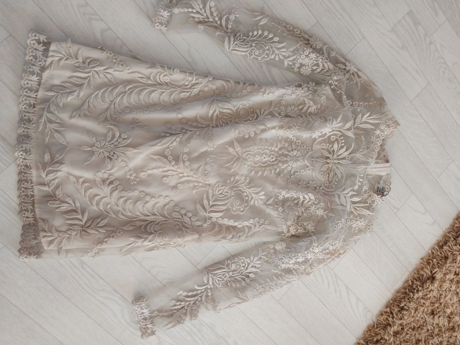 Продам платья не дорого