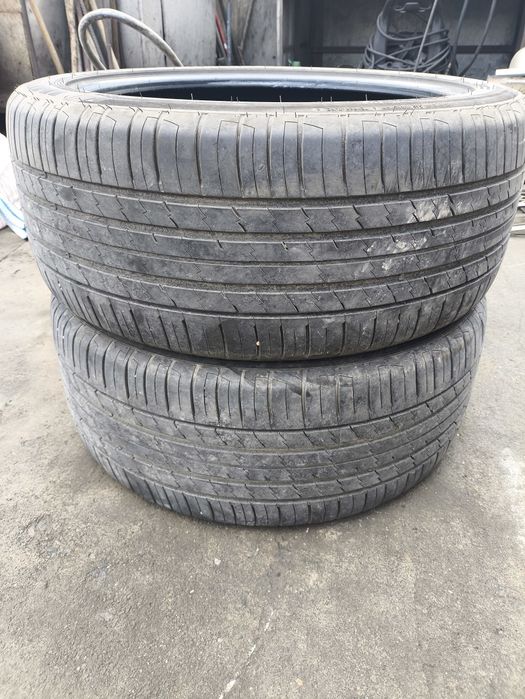 Летни Гуми 285/40/21