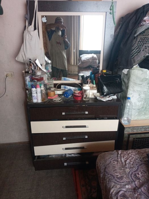 Б/у мебель для спальни.