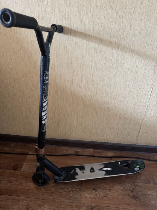 Самокат трюкавой