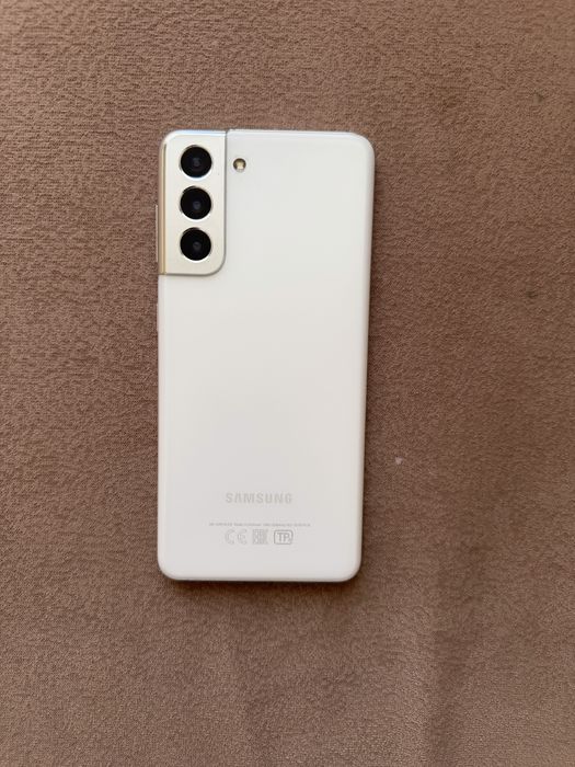 Продам Samsung s21