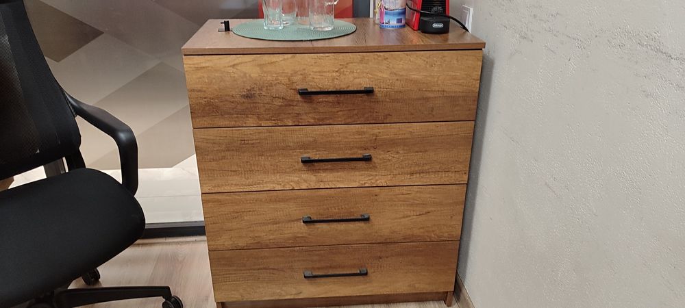 Продается комод б/у в хорошем состоянии