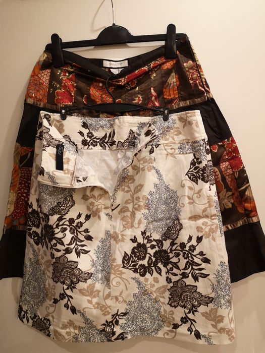 Vând 2 fuste mărimea M