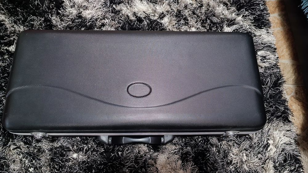 Vând saxofon parrot