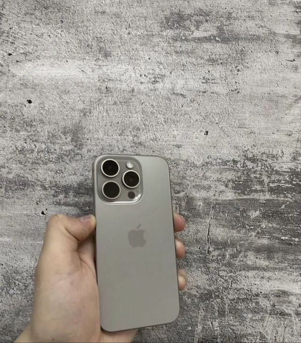 Продам Iphone 15 pro