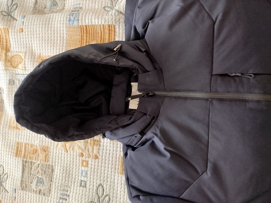 Чисто ново мъжко яке + подаръци