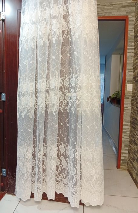 Perdele cu broderie