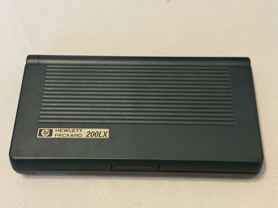 Palmtop PC HP 200LX pentru colectionari