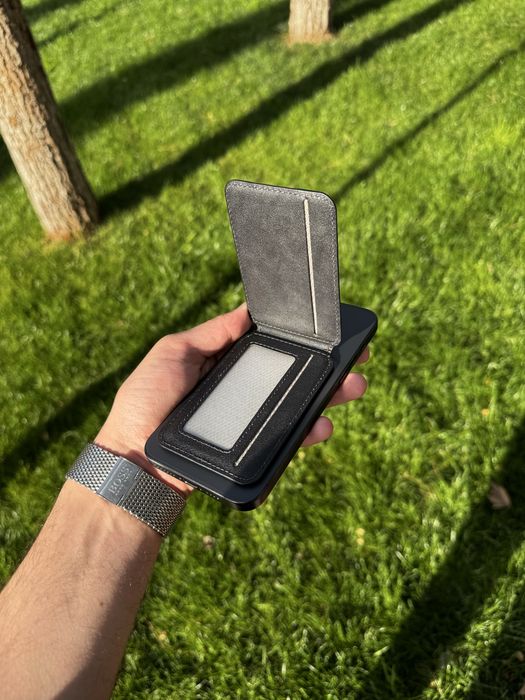 Card Holder с магсейфом