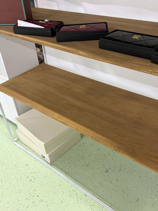 Продам стеллаж в хорошем состоиянии