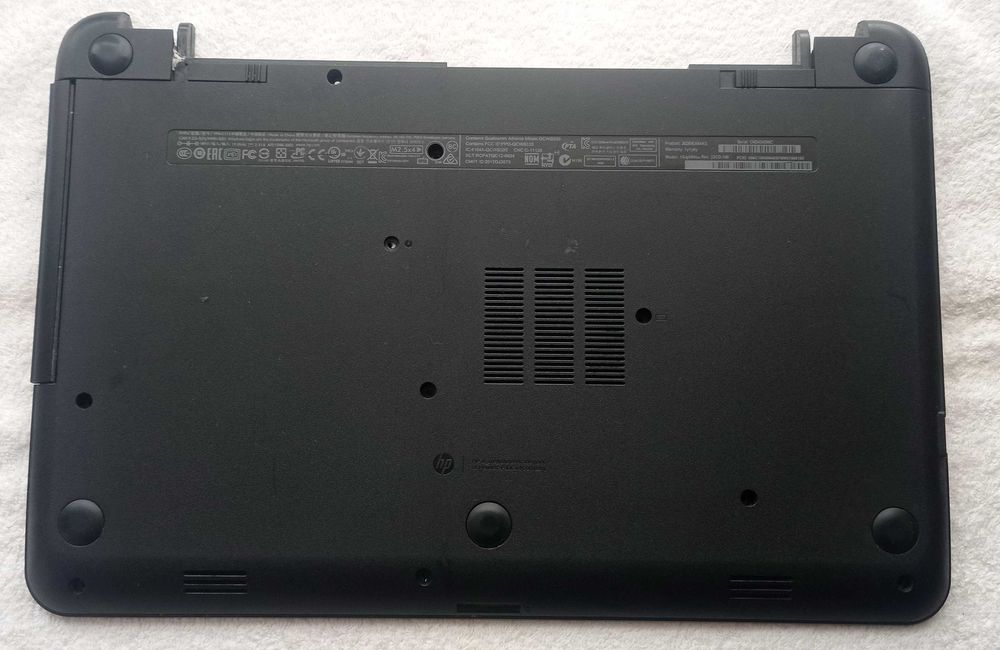 Работещ лаптоп HP Compaq 15 на части