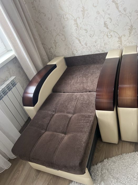 Продам диван с креслом