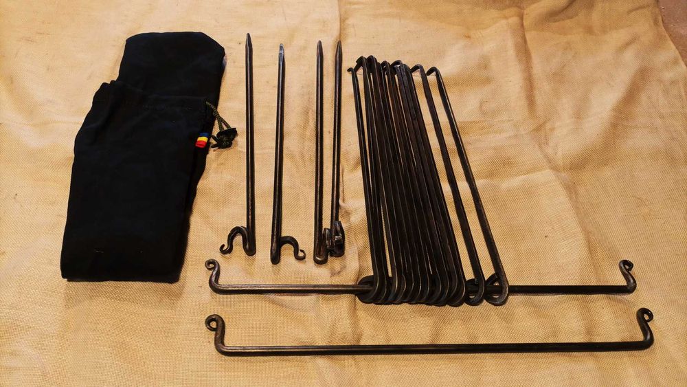 Gratar demontabil pentru drumetii