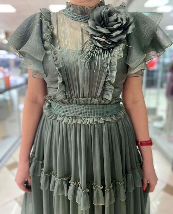 Продам Вечерние платья