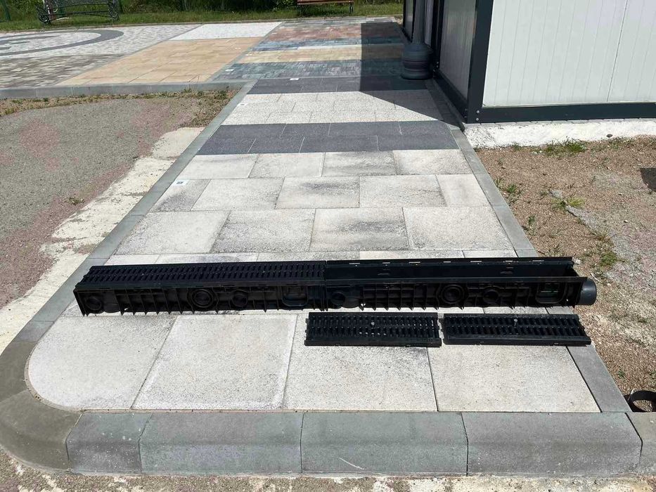 Линеен отводнител 100х100х1m с решетка PAGF, B125 - #Земелрок