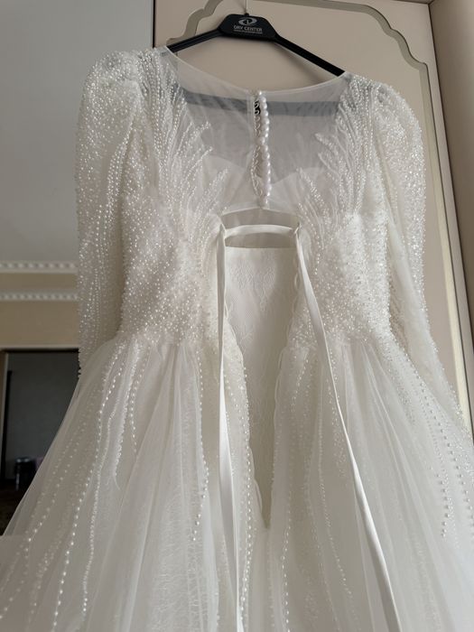 Продам пышное свадебное платье + подарки