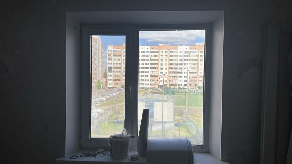 Продам ! Б/У окна и дверь.