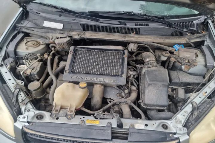 plansa de bord kit airbaguri bara fata armatura capota grila trager calandru far stanga dreapta toyota rav 4  CA facelift motor 2.0 d-4d 116cp  1cd-ftv dezmembrez dezmembrari