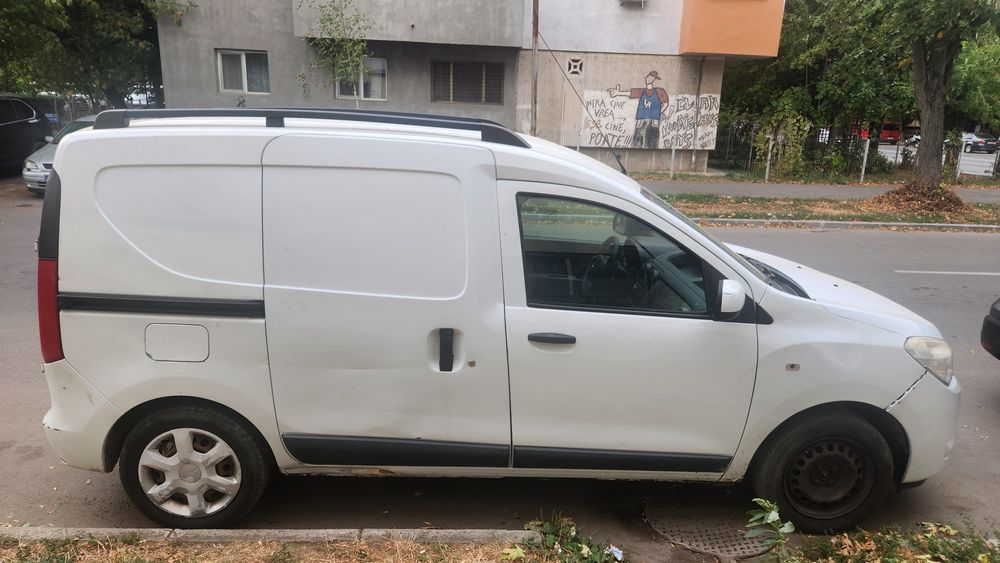 Vând autoturism Dacia Doker
