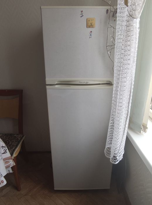 Продам холодильник Daewoo