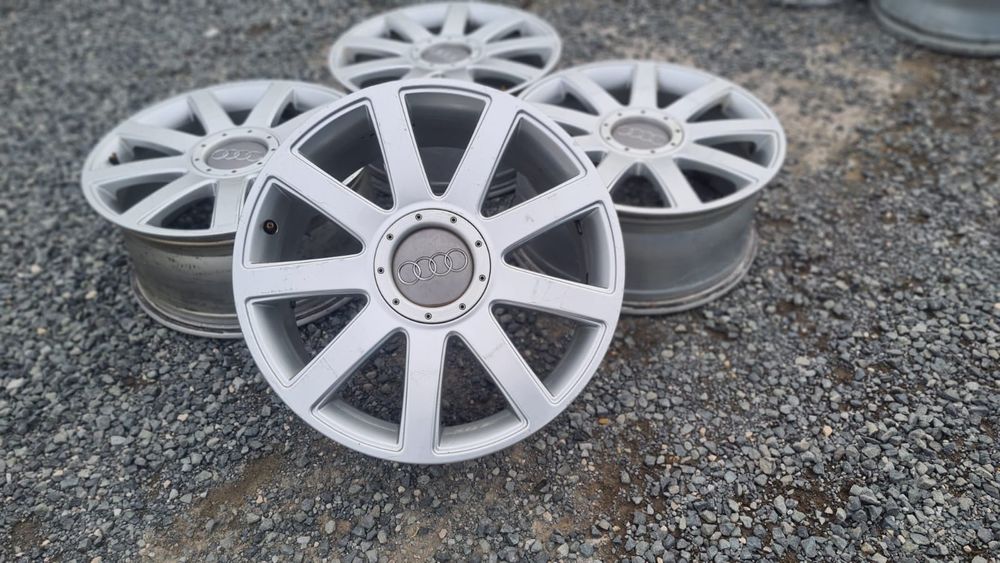 Оригинални джанти Ауди 5/112 Audi A4 8E  5x112

Употребявани, Шумен