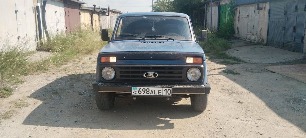 Продам ниву 2121