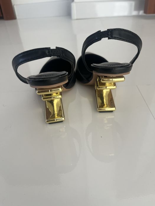 Продам туфли FENDI