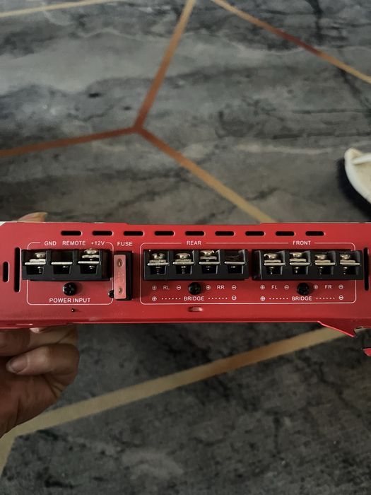 Продам б/у Сабуфер и уселитель