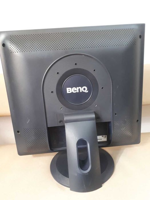 Монитор BENQ полностью рабочий