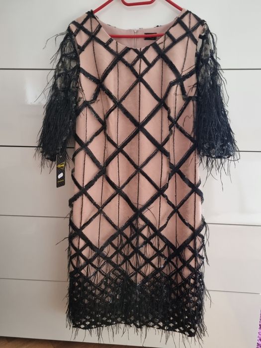 Vând rochie  noua elegantă