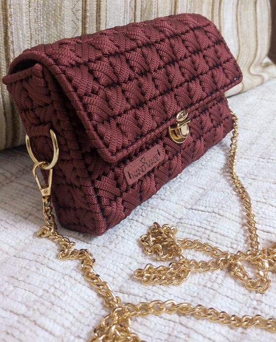 Продается сумочка ручной работы