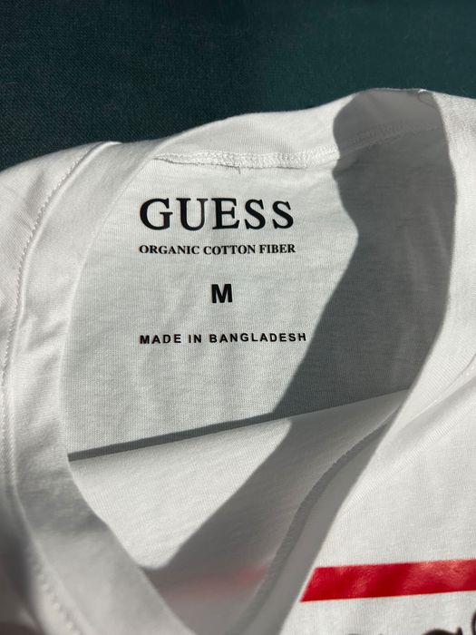 Дамска тениска на GUESS - (М)