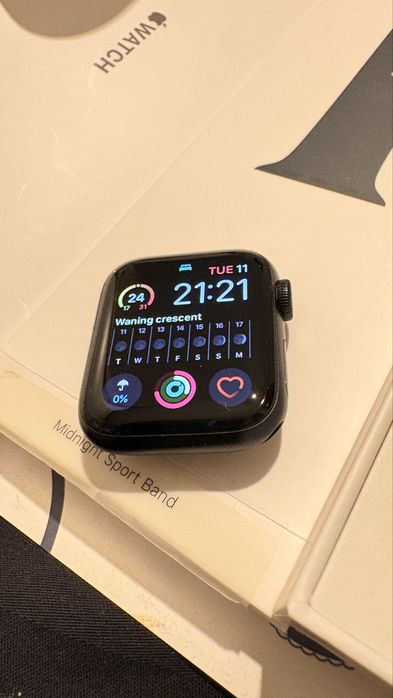 Перфектен Apple watch SE 2 Gen GPS