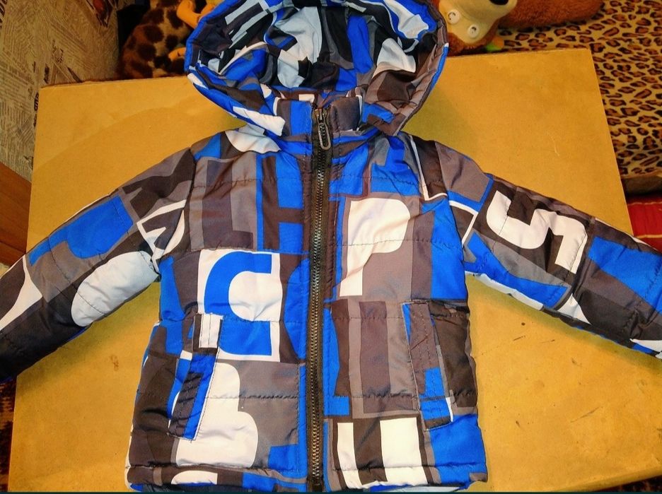 Куртка маленькому  мальчику