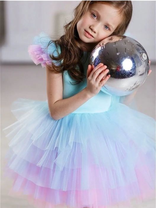 Нарядное платье для девочки